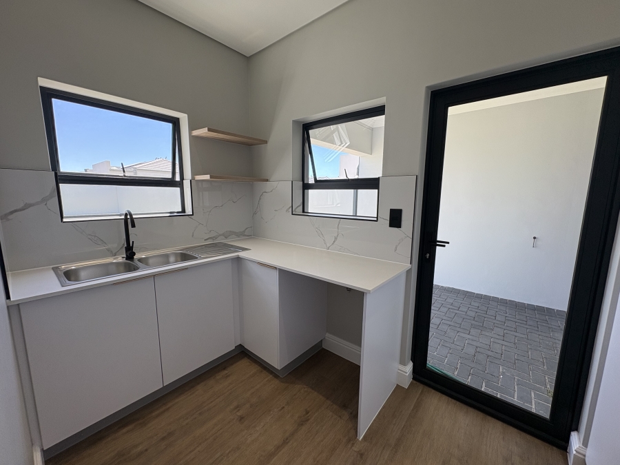 4 Bedroom Property for Sale in Sandown Western Cape